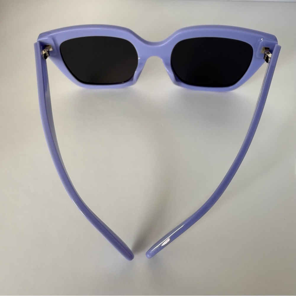 NEW!!! Celine women purple sunglasses CL40198F 78A Authentic Retail 420$ - Picture 8 of 8
